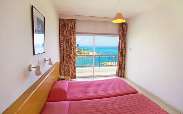 Pola Costa Beach Hotel Apartment