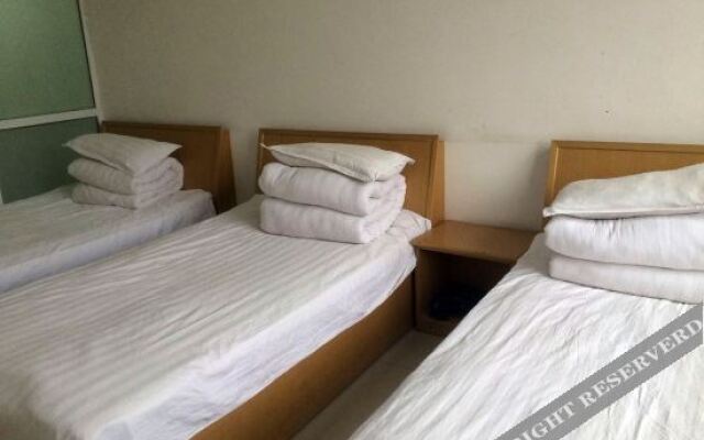 Zhoukou Tianranju Hotel