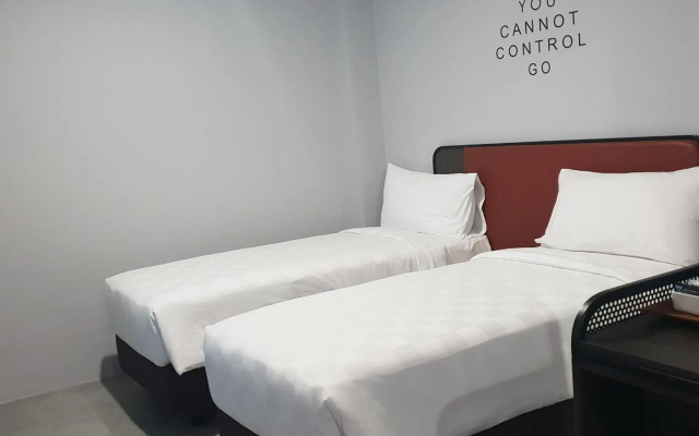Sambina Prime Hotel by Danapati – Guest Rooms – Jakarta