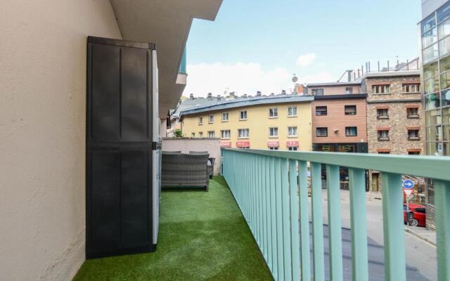 Apartamentos Sky 3000