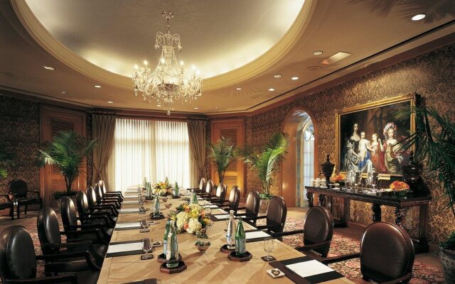 The Windsor Court