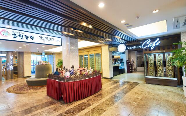 Shin Shin Hotel