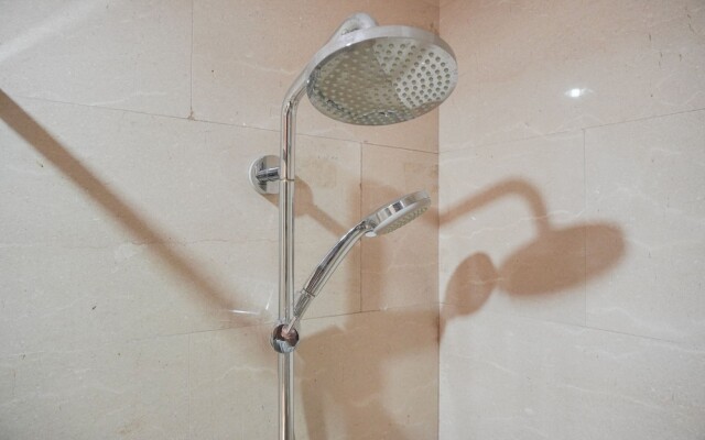 Strategic And Comfy Studio Menteng Park Apartment