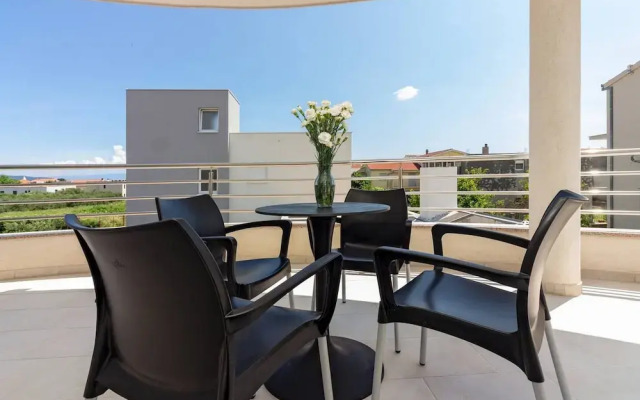 Modern Apartments With Private Balcony Kaštel Novi