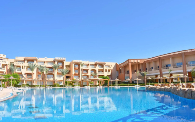Parrotel Lagoon Waterpark Resort