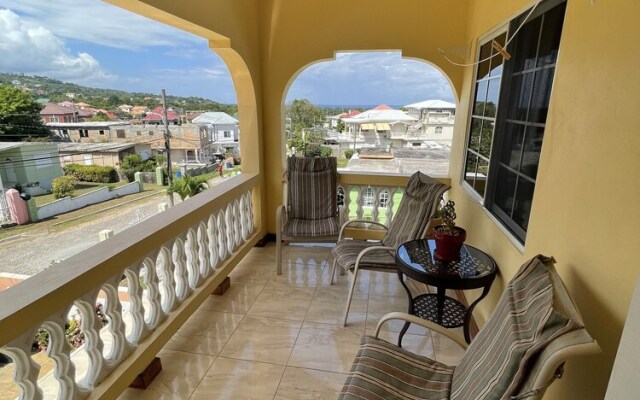 2-bed Apartment Drax Hall Ocho Rios AC and Wifi