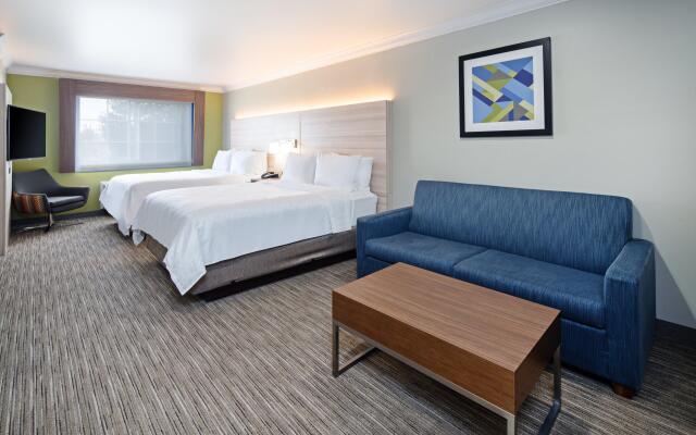 Holiday Inn Express Suites Watsonville, an IHG Hotel