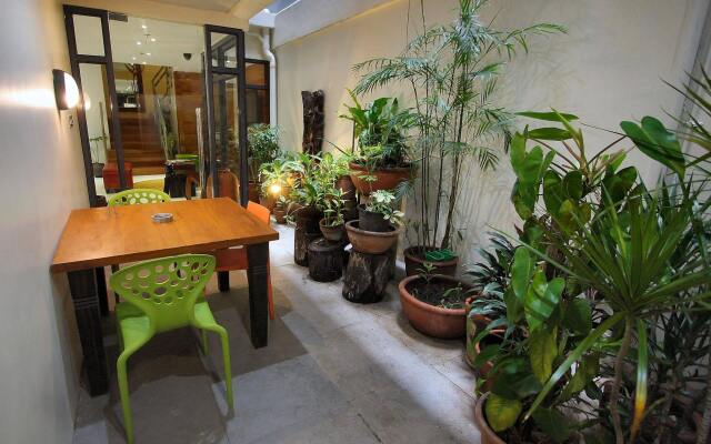 The Suez Serviced Studios Makati