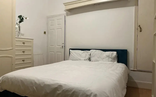 Smethwick/uk/2 Bedroom House/tv/wifi