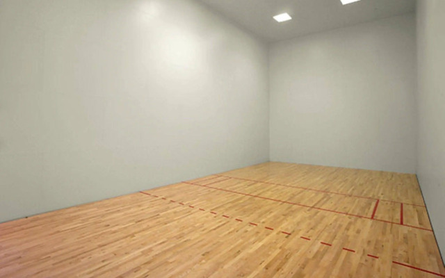 Global Luxury Suites at One Broadway