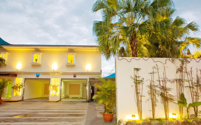 hotelImage
