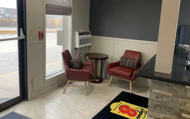 Super 8 by Wyndham Kirksville-University Area