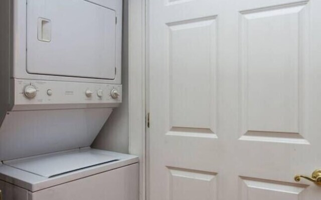 Central 2Br Apt Near Independence Hall By Domio