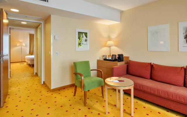 Отель Quality Hotel Vienna