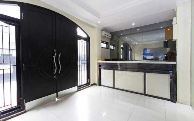 KOEN Residence by Reddoorz
