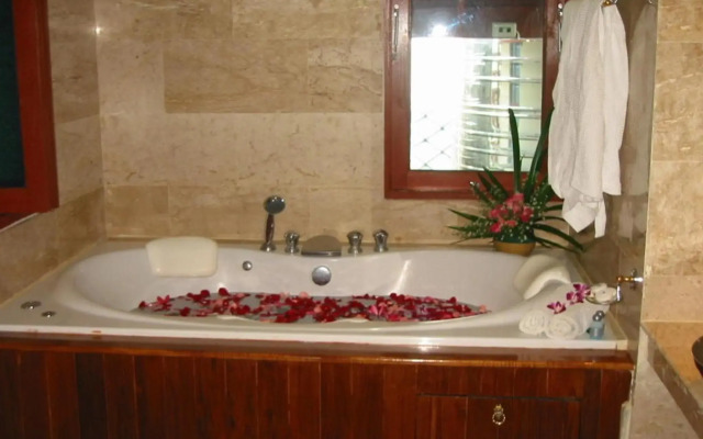 Mac Resort Hotel