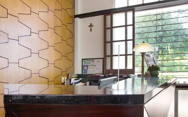 The Henry Hotel Manila