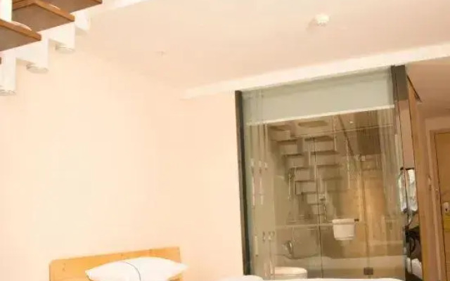 City Comfort Inn Hotel (Kunming South High-Speed Railway Station Baicheng University Town)