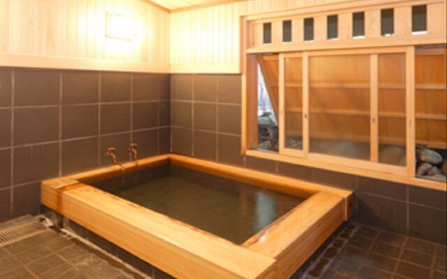 Yufuin Onsen Hinoharu Ryokan