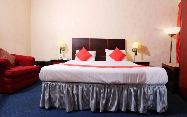 OYO 112 Semiramis Hotel
