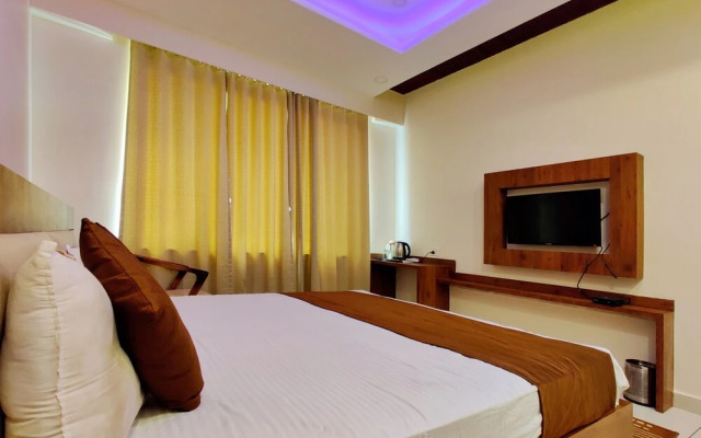 Hotel Divine Residency