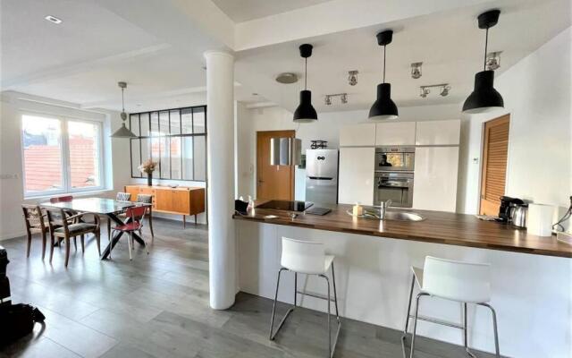 Superbe Loft 100m2 Proche Cathédrale avec Parking