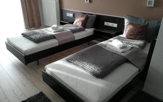 Hotel Ari