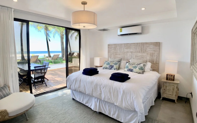 Modern Beachfront Paradise - Hermosa Palms 8 by RedAwning