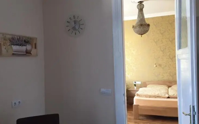 Bella Casa Budapest Center