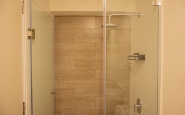 w Majestic 2BR w Balcony in Miraflores