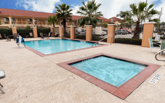 Spark by Hilton Houston Hobby Airport