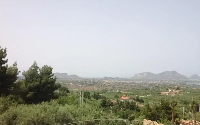 Villa Panoramica Con Piscina