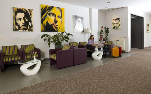 24hours Apartment Hotel
