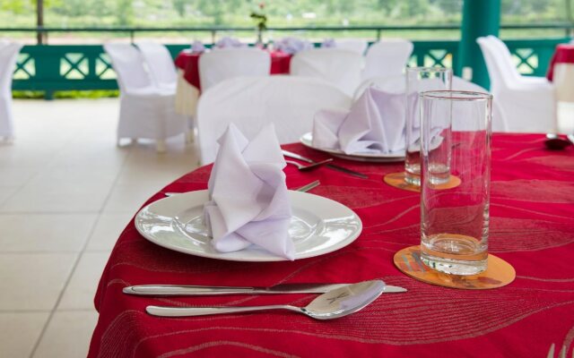 Sai Gon Phong Nha Hotel