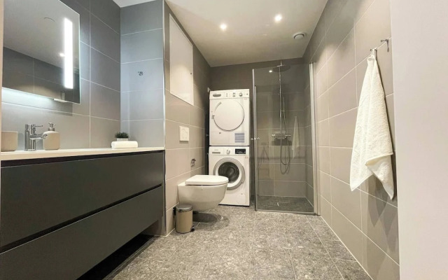 High Standard and Ocean View