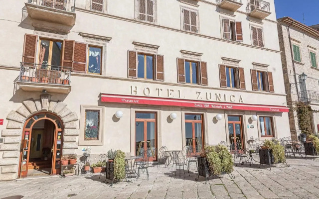Hotel & Ristorante Zunica 1880