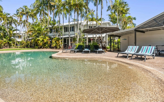 Coco Bay Resort