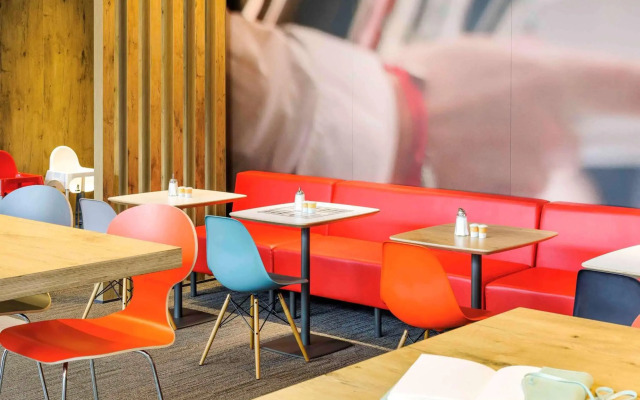ibis Luebeck City