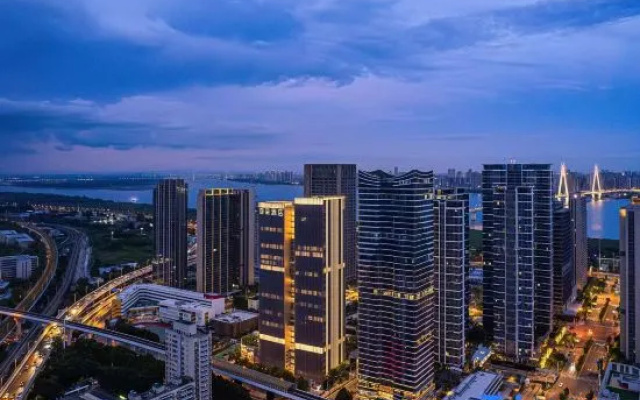 Wuhan Hankou Riverside Jiefang Avenue Atour Hotel – Outside – Wuhan