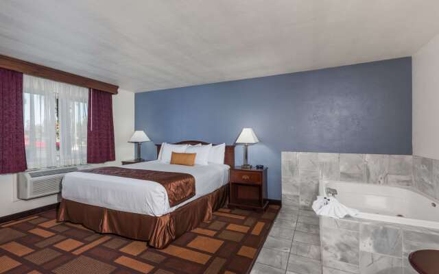 Days Inn & Suites by Wyndham Lodi