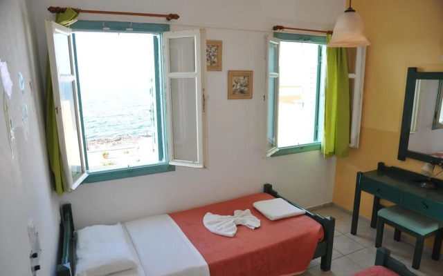 Anixi Apartments