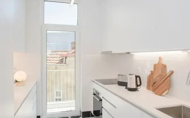 Liiiving in Porto - Art Design Apartment II