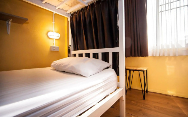 Thai Thai Hostel