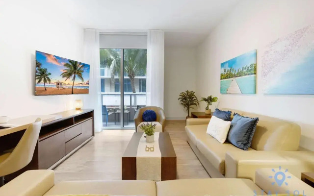 2BR Apartment With Rooftop Pool