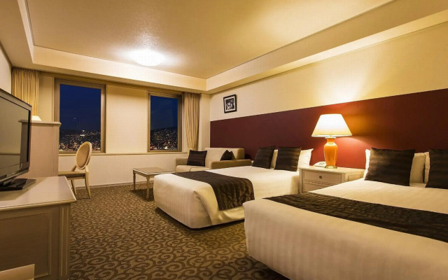 Luke Plaza Hotel