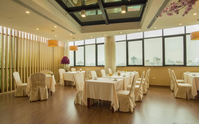 Nesta Hotel Ha Noi