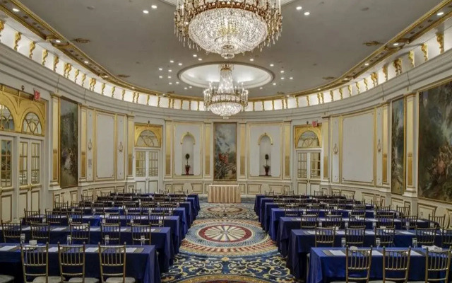 The Towers at Lotte New York Palace