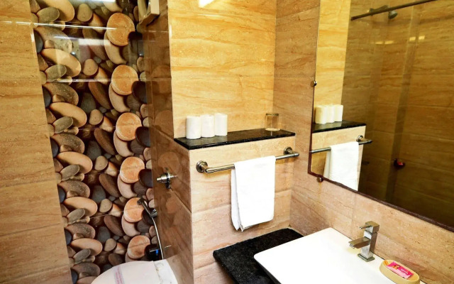 Hotel Vishnupriya