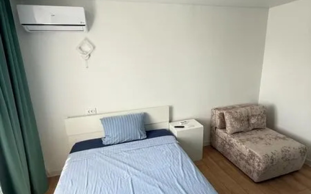 Апартаменты Кварт-Отель на ул. Новоселов, 19