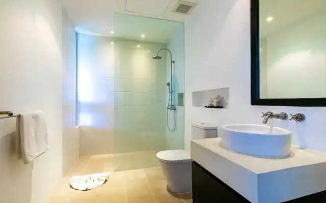 4-BR Seaview Villa at Surin Beach